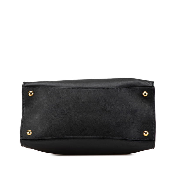 プラダ 三角ロゴプレート サフィアーノ ハンドバッグ ショルダーバッグ 2WAY ブラック レザー レディース PRADA 【中古】
