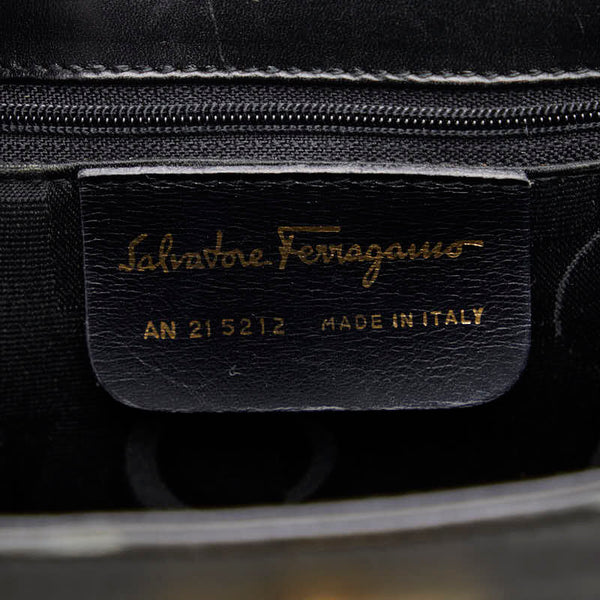 サルヴァトーレフェラガモ スタッズ トートバッグ AN 21 5212 ブラック レザー レディース Salvatore Ferragamo 【中古】