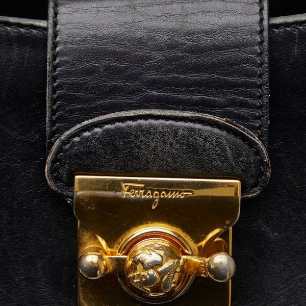 サルヴァトーレフェラガモ スタッズ トートバッグ AN 21 5212 ブラック レザー レディース Salvatore Ferragamo 【中古】