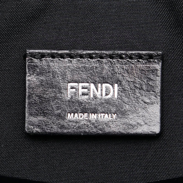 フェンディ ズッカ ダイアゴナル ショルダーバッグ カメラケース 7M0286 ブラック グレー PVC レザー レディース FENDI 【中古】