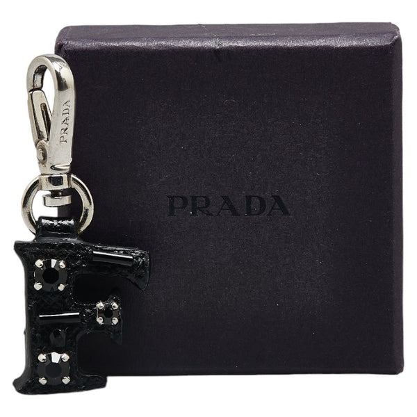 プラダ イニシャルF ビジュー  キーホルダー チャーム ブラック レザー サフィアーノ レディース PRADA 【中古】