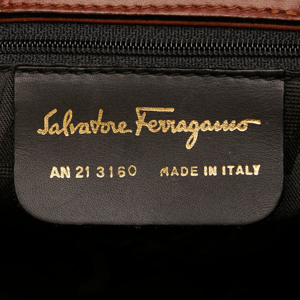 サルヴァトーレフェラガモ ガンチーニ 斜め掛け ショルダーバッグ ブラウン レザー レディース Salvatore Ferragamo 【中古】