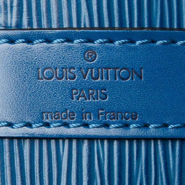 ルイ ヴィトン エピ ノエ 肩掛け ショルダーバッグ M44005 トレドブルー レザー レディース LOUIS VUITTON 【中古】