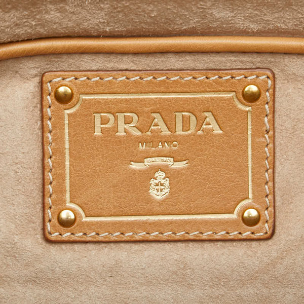 プラダ ショルダーバッグ ベージュ レザー レディース PRADA 【中古】