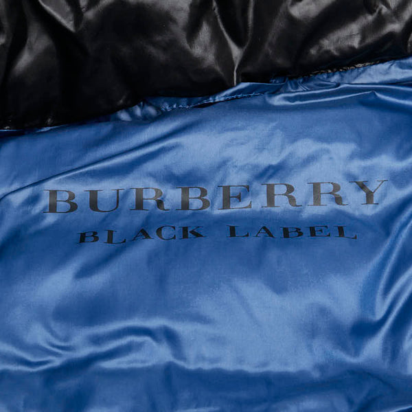 バーバリー ブラックレーベル ダウンジャケット サイズ:M ブラック ナイロン ダウン95％/フェザー5％ メンズ BURBERRY 【中古】