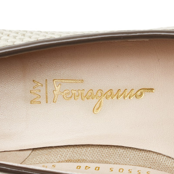 サルヴァトーレフェラガモ My Ferragamo マイ フェラガモ パンプス サイズ：5 1/2 ベージュ ブラウン キャンバス エナメル レディース Salvatore Ferragamo 【中古】