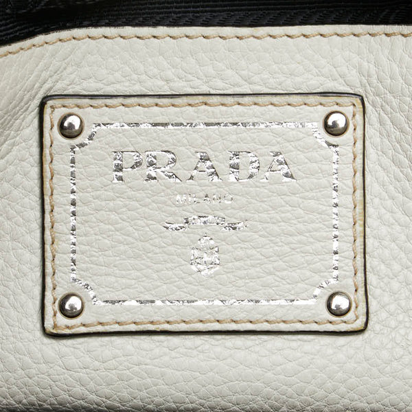 プラダ 三角ロゴプレート ハンドバッグ ショルダーバッグ 2WAY BN2626 ホワイト レザー レディース PRADA 【中古】