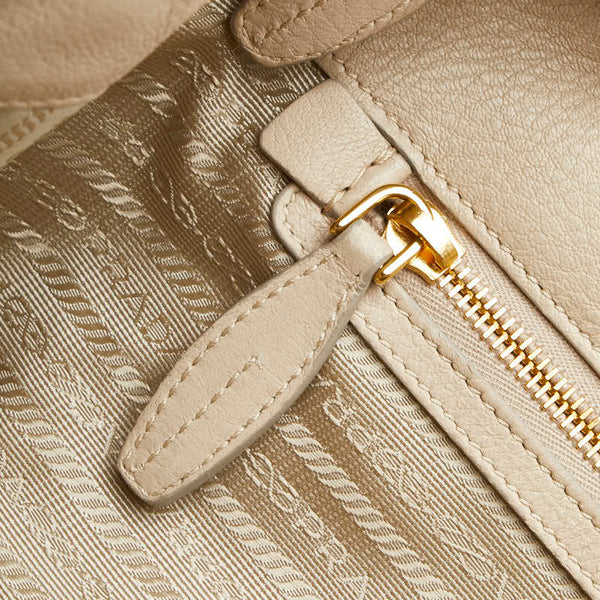 プラダ ハンドバッグ ショルダーバッグ 2WAY ベージュ レザー レディース PRADA 【中古】