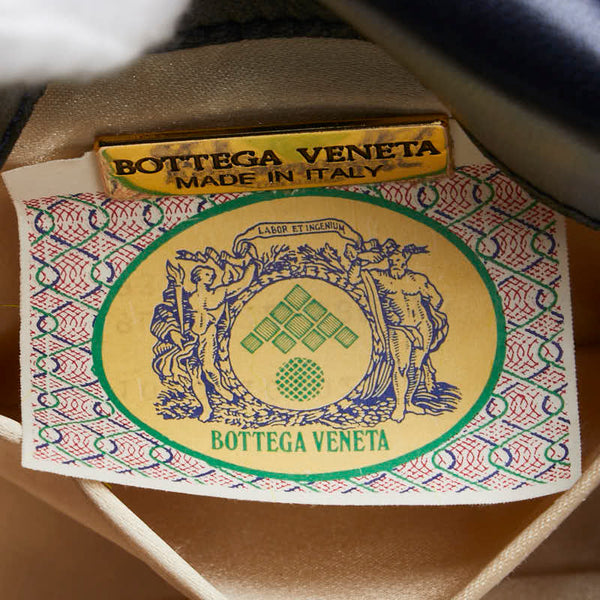 ボッテガヴェネタ イントレチャート 斜め掛け ショルダーバッグ ネイビー レザー レディース BOTTEGAVENETA 【中古】