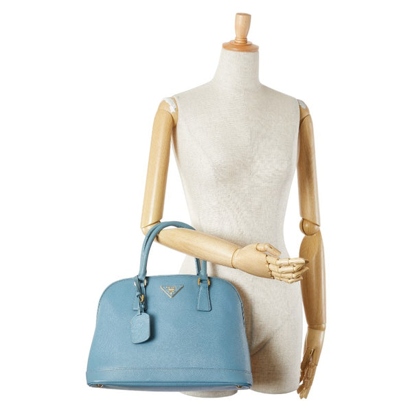 プラダ 三角ロゴプレート サフィアーノ ハンドバッグ ライトブルー レザー レディース PRADA 【中古】