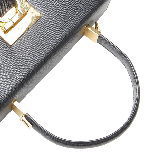 サルヴァトーレフェラガモ ガンチーニ ハンドバッグ ショルダーバッグ 2WAY AF-21 0290 ブラック レザー レディース Salvatore Ferragamo 【中古】