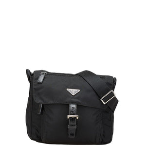 プラダ 三角ロゴプレート 斜め掛け ショルダーバッグ ブラック ナイロン レディース PRADA 【中古】