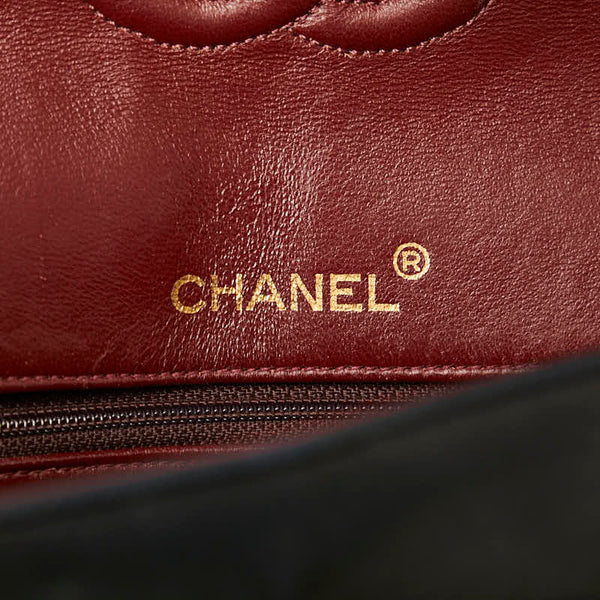 シャネル マトラッセ ダブルフラップ チェーン ショルダーバッグ ブラック ゴールド ラムスキン レディース CHANEL 【中古】