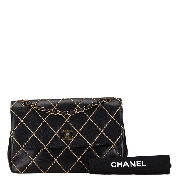 シャネル マトラッセ ワイルドステッチ チェーン ショルダーバッグ ブラック レザー レディース CHANEL 【中古】