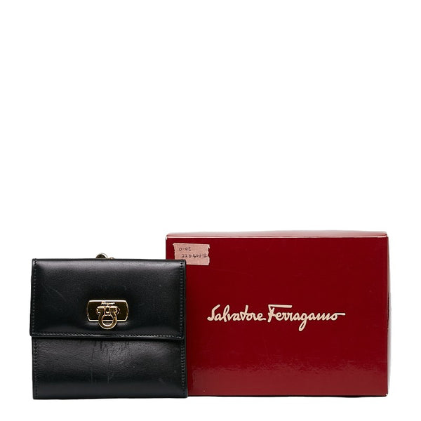 サルヴァトーレフェラガモ ガンチーニ 三つ折り財布 220048 ブラック レザー レディース Salvatore Ferragamo 【中古】