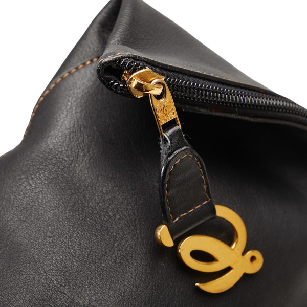 ロエベ アントン 斜め掛け ショルダーバッグ ブラック レザー レディース LOEWE 【中古】