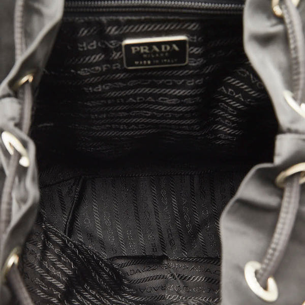 プラダ 三角ロゴプレート テスート リュック バックパック ブラック ナイロン レザー レディース PRADA 【中古】