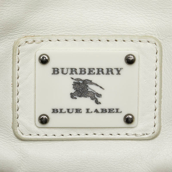 バーバリーブルーレーベル プレートロゴ 斜め掛け ショルダーバッグ ホワイト レザー レディース BURBERRY BLUE LABEL 【中古】