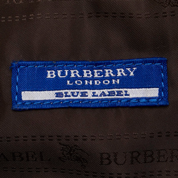 バーバリーブルーレーベル プレートロゴ 斜め掛け ショルダーバッグ ホワイト レザー レディース BURBERRY BLUE LABEL 【中古】