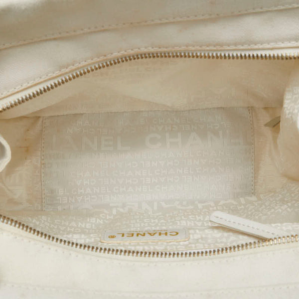 シャネル マシュマロ ココマーク ハンドバッグ ホワイト ブラック キャンバス レディース CHANEL 【中古】