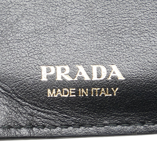 プラダ 三角ロゴプレート 二つ折り財布 ブラック レザー サフィアーノ レディース PRADA 【中古】