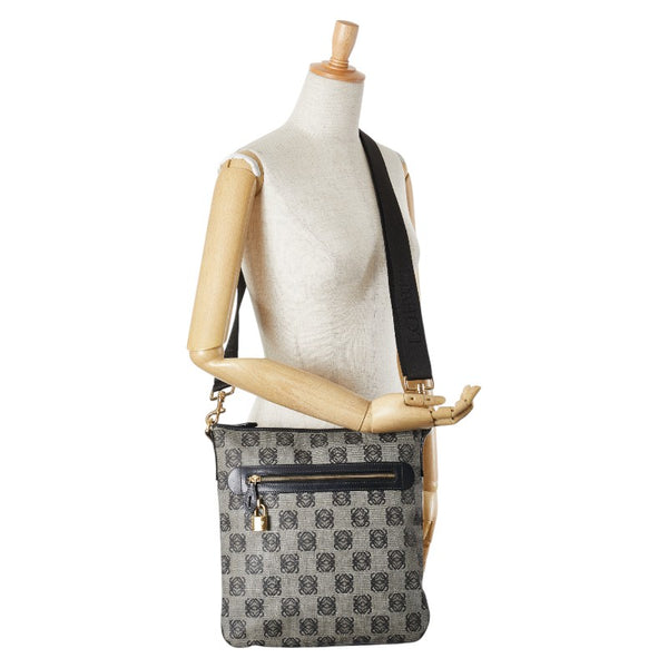 ロエベ アナグラム 斜め掛け ショルダーバッグ グレー ネイビー PVC キャンバス レディース LOEWE 【中古】