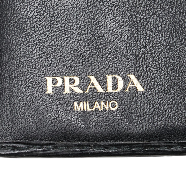 プラダ ロゴ 三つ折り財布 ブラック レザー レディース PRADA 【中古】