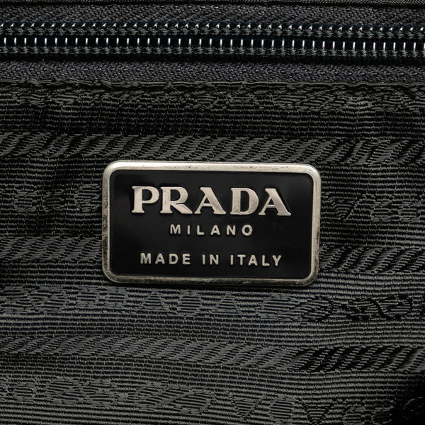 プラダ 三角ロゴプレート 斜め掛け ショルダーバッグ メッセンジャーバッグ V158 ブラック ナイロン レディース PRADA 【中古】