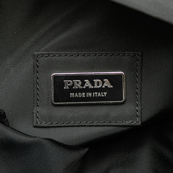 プラダ 三角ロゴプレート ウエストバッグ ボディバッグ ブラック ナイロン レディース PRADA 【中古】