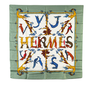 エルメス カレ90 ANIMAL ALPHABET アルファベット 動物 アニマル 鳥 バンダナ スカーフ グリーン マルチカラー シルク レディース HERMES 【中古】