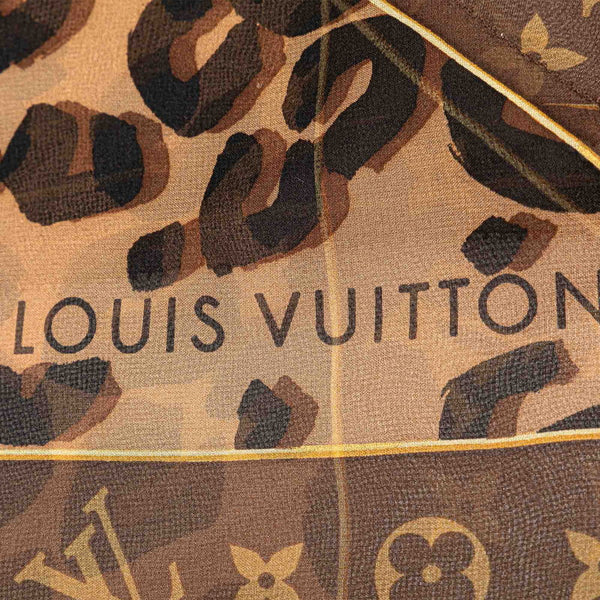 ルイ ヴィトン モノグラム レオパード エシャルプ スカーフ ストール M72123 ブラウン シルク レディース LOUIS VUITTON 【中古】