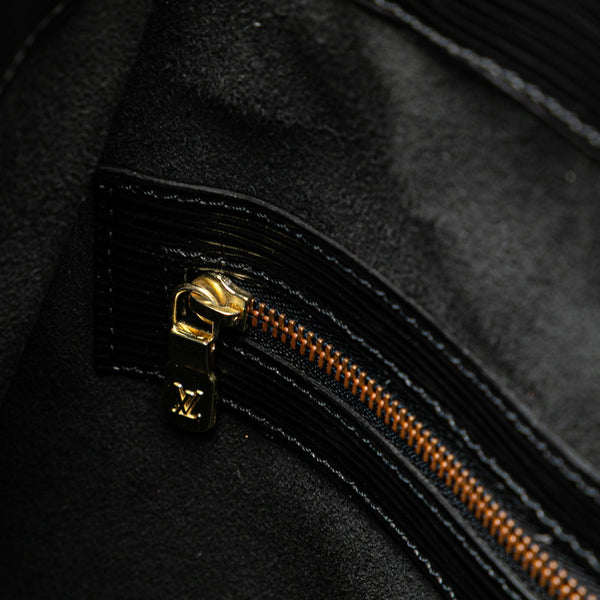 ルイ ヴィトン エピ ノエ ショルダーバッグ M44017 ノワール ブラック カスティリアンレッド レザー レディース LOUIS VUITTON 【中古】