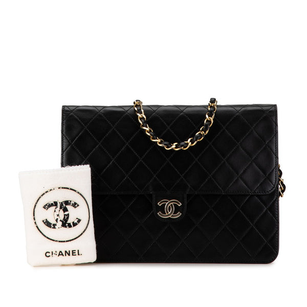 シャネル マトラッセ ココマーク プッシュロック チェーン ショルダーバッグ ブラック ラムスキン レディース CHANEL 【中古】