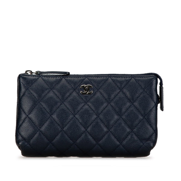 シャネル ココマーク ポーチ 化粧ポーチ ネイビー シルバー レザー レディース CHANEL 【中古】