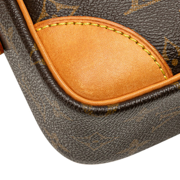 ルイ ヴィトン モノグラム トロカデロ27 斜め掛け ショルダーバッグ M51274 ブラウン PVC レザー レディース LOUIS VUITTON 【中古】