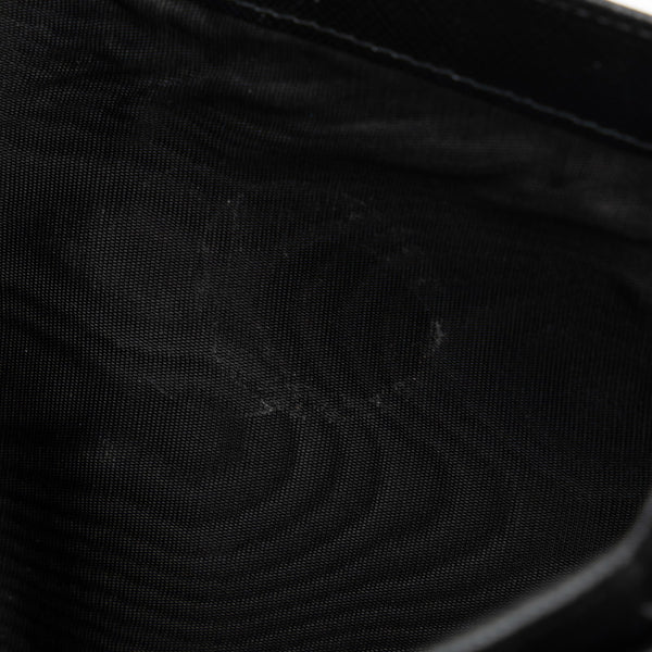 プラダ サフィアーノ 三角ロゴプレート 三つ折り財布 ブラック レザー レディース PRADA 【中古】