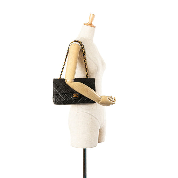 シャネル マトラッセ25 Wフラップ チェーン ショルダーバッグ ブラック ラムスキン レディース CHANEL 【中古】