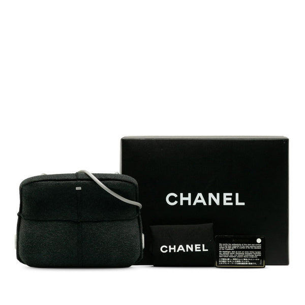 シャネル ヒップバッグ ショルダーバッグ グレー ウール レディース CHANEL 【中古】