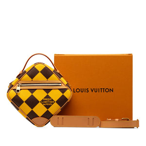 ルイ ヴィトン ダミエ ポップ チェス メッセンジャー ショルダーバッグ N40562 ジョーヌマット イエロー PVC レザー メンズ LOUIS VUITTON 【中古】