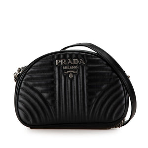 プラダ ダイアグラム キルテッド ショルダーバッグ 1BH147 ブラック レザー レディース PRADA 【中古】