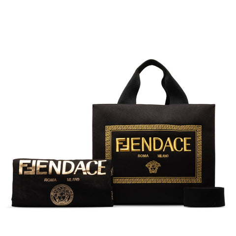 フェンディ ×ヴェルサーチ FENDACE フェンダーチェ ラ メデューサ トートバッグ ショルダーバッグ 2WAY 8BH395 ブラック キャンバス レディース FENDI 【中古】