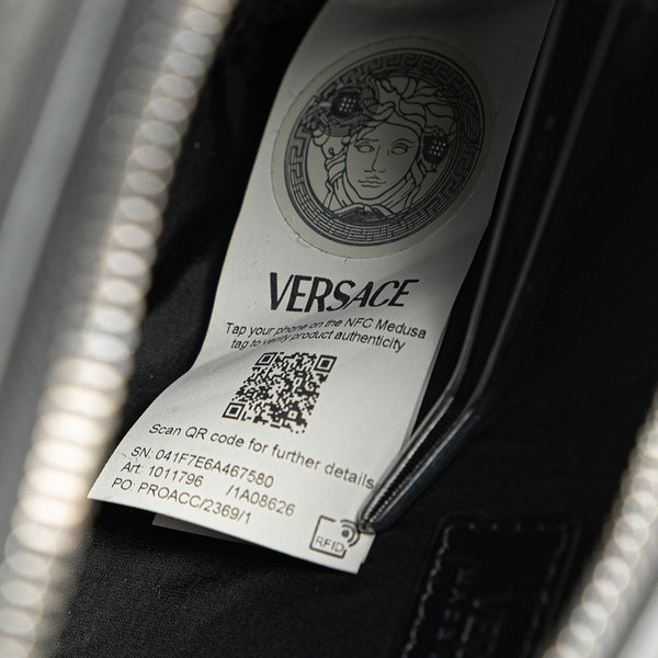 ヴェルサーチェ ショルダーバッグ ブラック ブルー レザー レディース VERSACE 【中古】