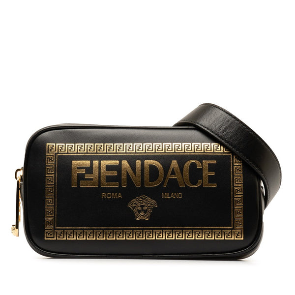 フェンディ ×ヴェルサーチ FENDACE フェンダーチェ 斜め掛け ショルダーバッグ 7M0285 ブラック レザー レディース FENDI 【中古】