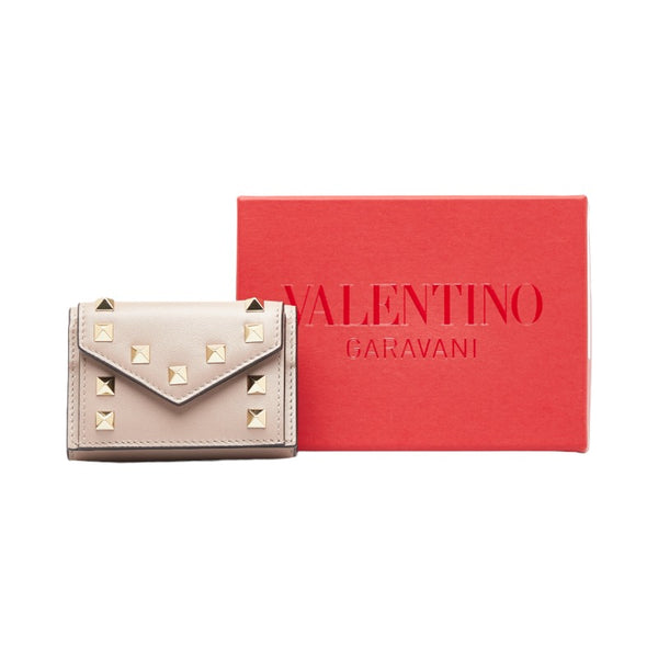 ヴァレンティノ ROCKSTUD MINI TRIFOLD WALLET 三つ折り財布 コンパクトウォレット ベージュ レザー レディース VALENTINO 【中古】