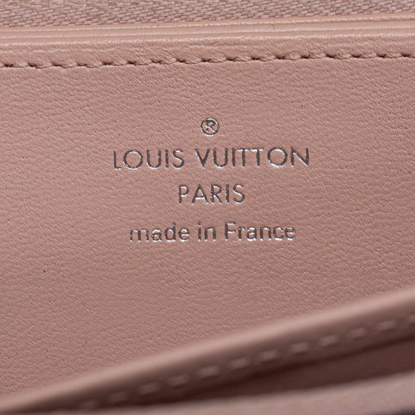 ルイ ヴィトン モノグラム マヒナ ジッピーウォレット 長財布 M61868 マグノリア ピンク レザー レディース LOUIS VUITTON 【中古】