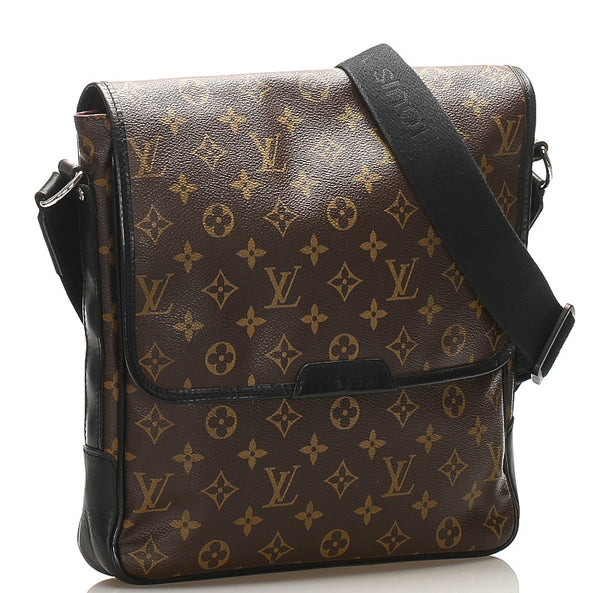 ルイ ヴィトン モノグラムマカサー バズMM M56715 ブラウン PVC レザー ショルダーバッグ ユニセックス LOUIS VUITTON 中古