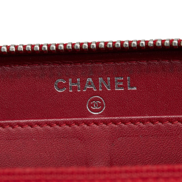 シャネル ブリリアント マトラッセ ココマーク ラウンドファスナー 長財布 レッド エナメル カーフ レディース CHANEL 【中古】