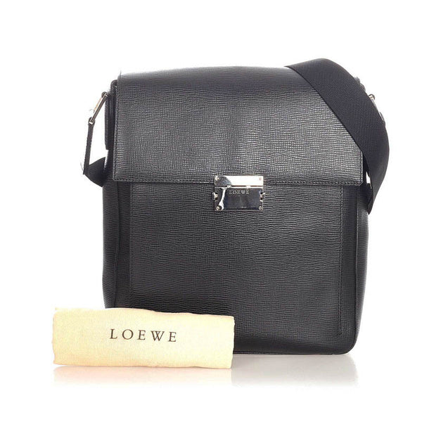 ロエベ ブラック レザー ショルダーバッグ メンズ LOEWE 【中古】