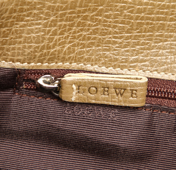 ロエベ カーキ レザー 斜め掛け ショルダーバッグ レディース LOEWE 中古