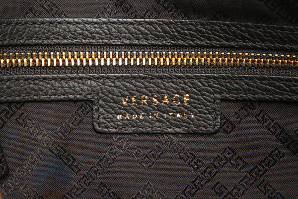 ヴェルサーチェ ブラック レザー クラッチバッグ ユニセックス VERSACE 中古